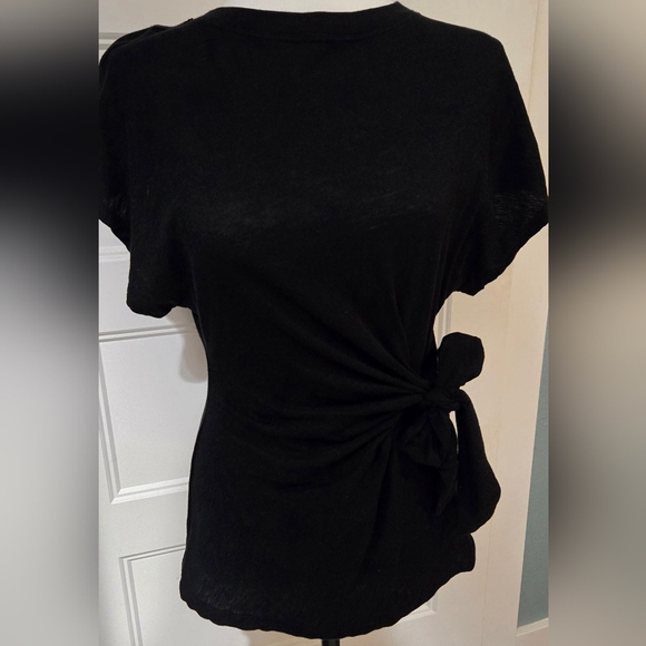 Elegant White Tie-Front Women's Top - Picture 2 of 3